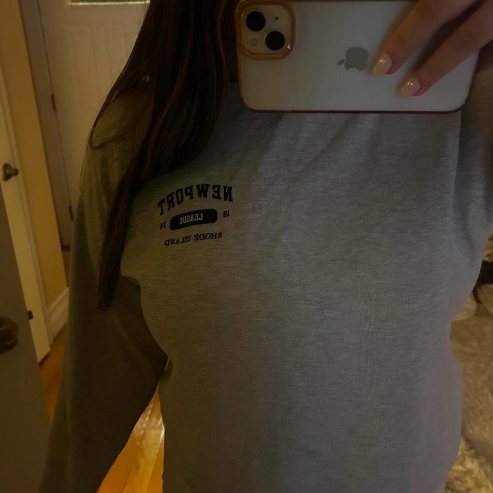 Grey long sleeve newport crew neck